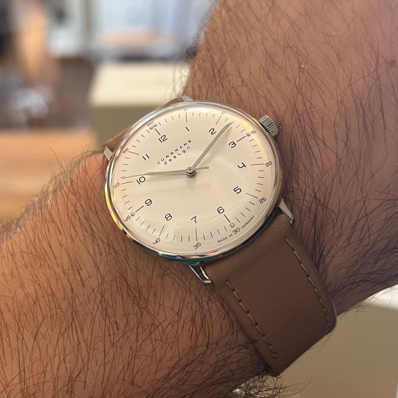 Junghans Orologi: Junghans Max Bill Handaufzug Full Set 027/3701.00 – Usato da Carouge GE venduto da Watchaser 3