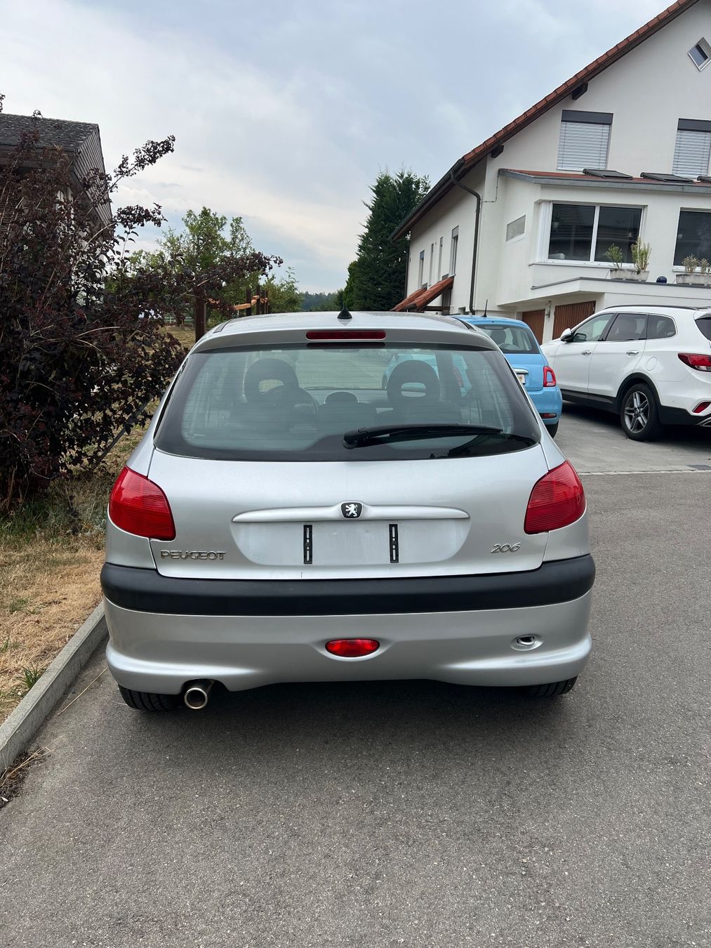 Peugeot Autos: Peugeot 206 - 1.6 Quicksilver - Ab 1.- – D'occasion à Sutz par Toyota14 3
