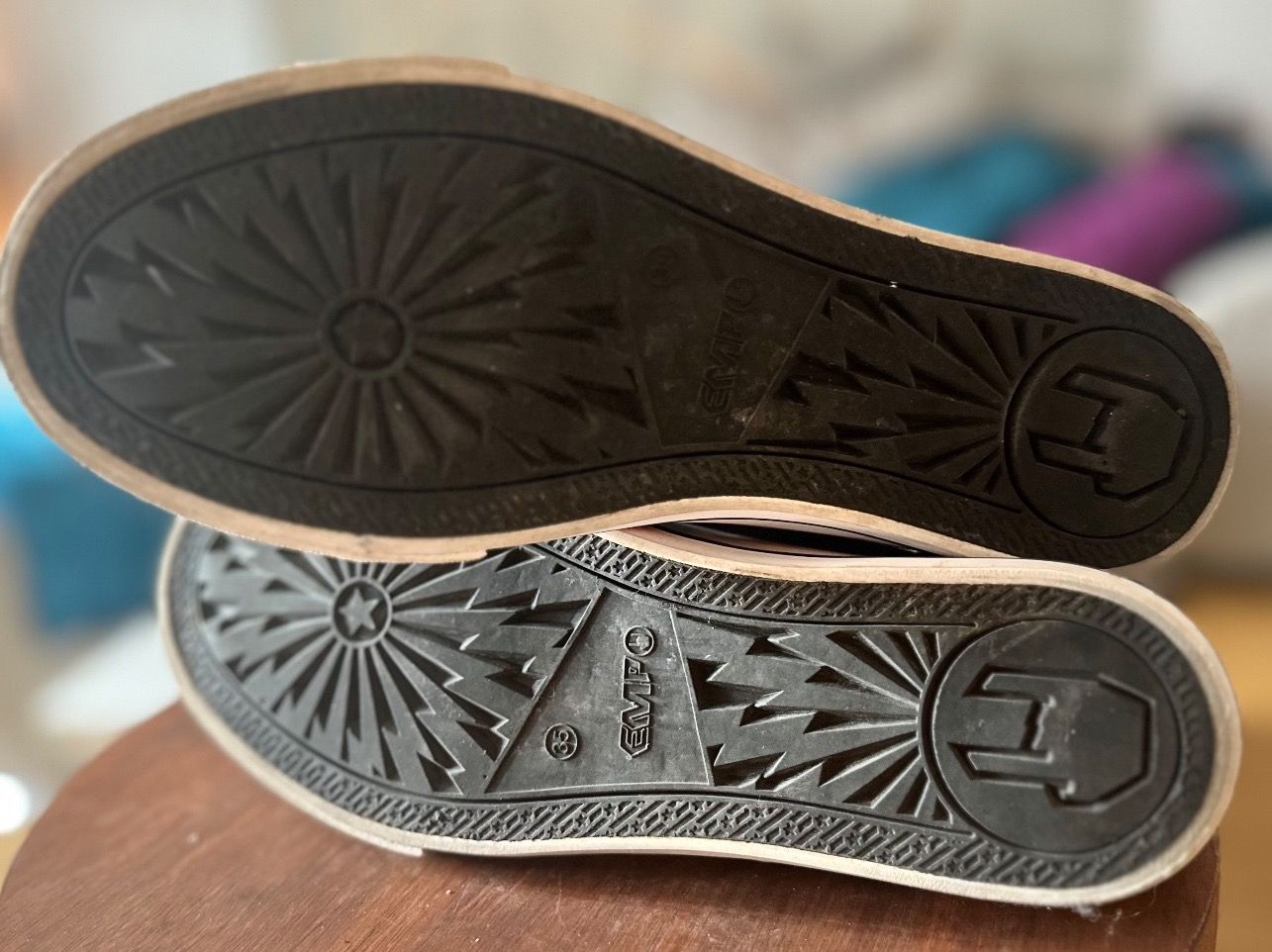 Scarpe da uomo: Sneaker EMP Slayer Gr 35 – Usato da Russikon venduto da Leks4 4