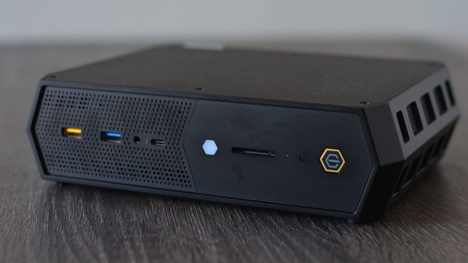 NUC 12 Serpent Canyon – Arc 770M 16GB - GAMING AI HOME LAB (Neu (gemäss ...