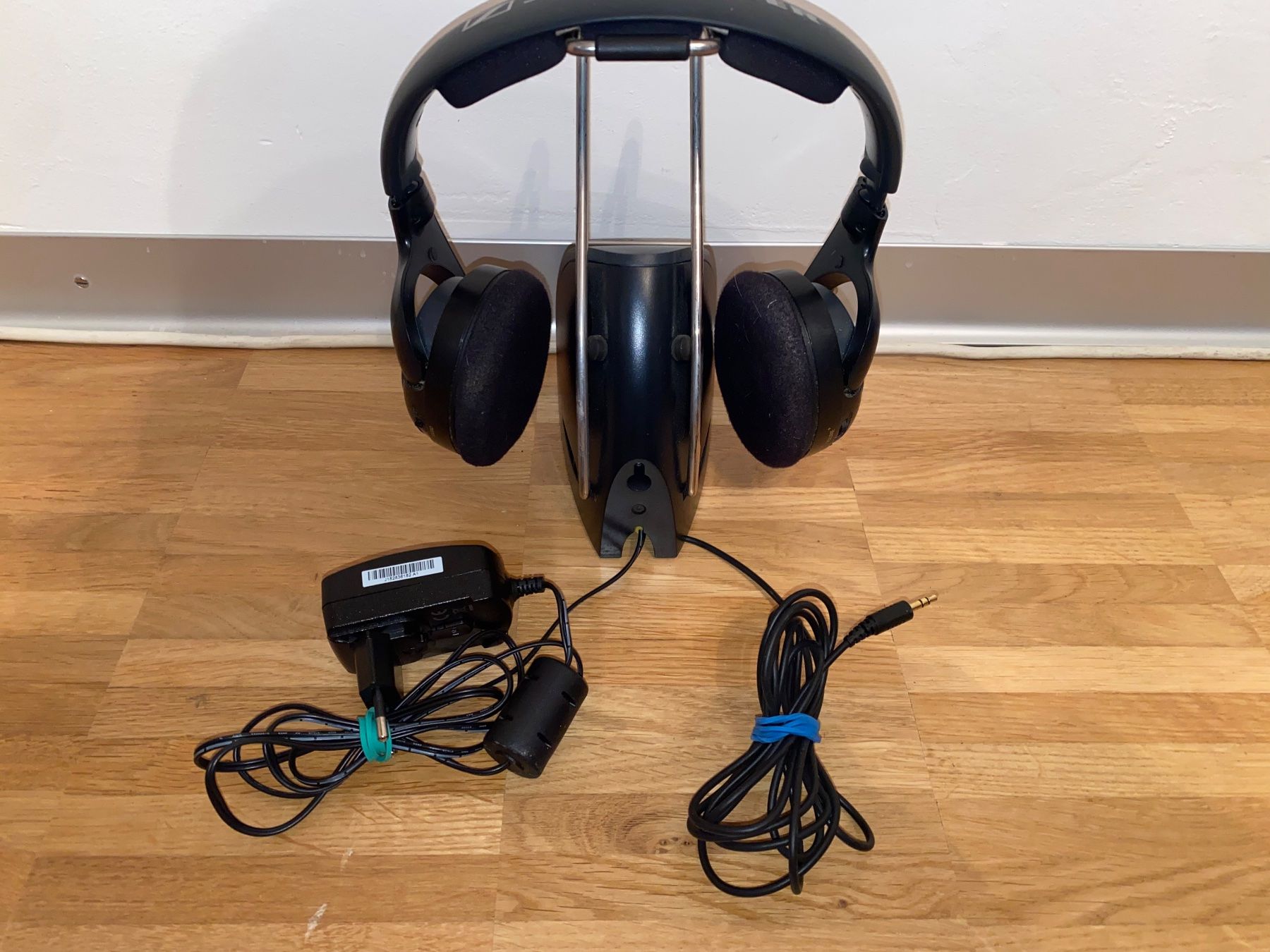 Sennheiser Cuffie: Sennheiser Kopfhörer HDR 118 (wireless) – Usato da Rotkreuz venduto da mia_dc2r 2