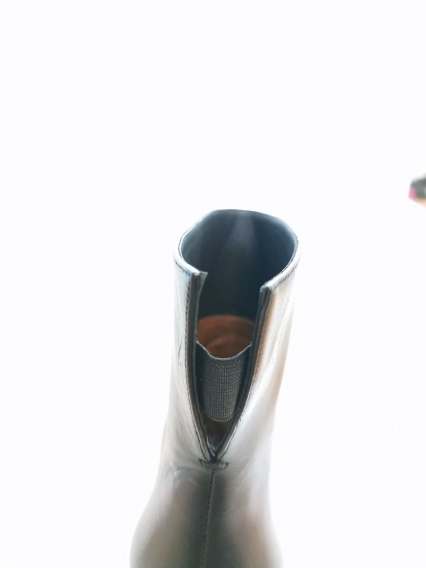 Agnona Scarpe da donna: AGNONA Short Boots, Gr. 38.5 – Nuovo e nell'imballaggio originale da Zollikofen venduto da oOAROo 2