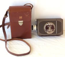 Bell & Howell 16mm Filmkamera Lumax 1 Inch 1.9 mit Lederetui