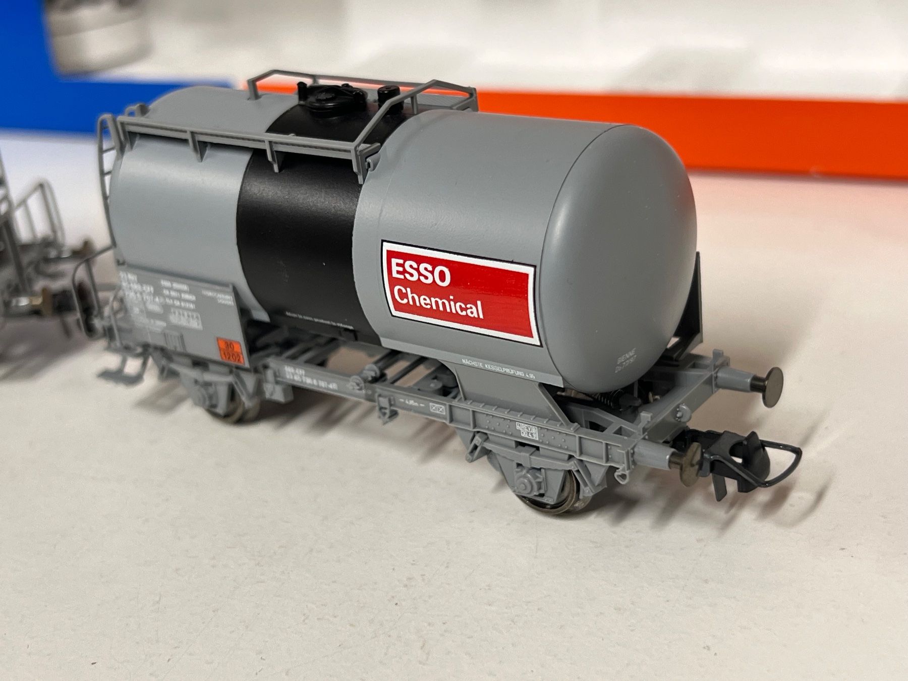 Roco Modellini di ferrovie: Roco 44113  ESSO  SBB H0 DC – Usato da Geroldswil venduto da TopTrain54 3