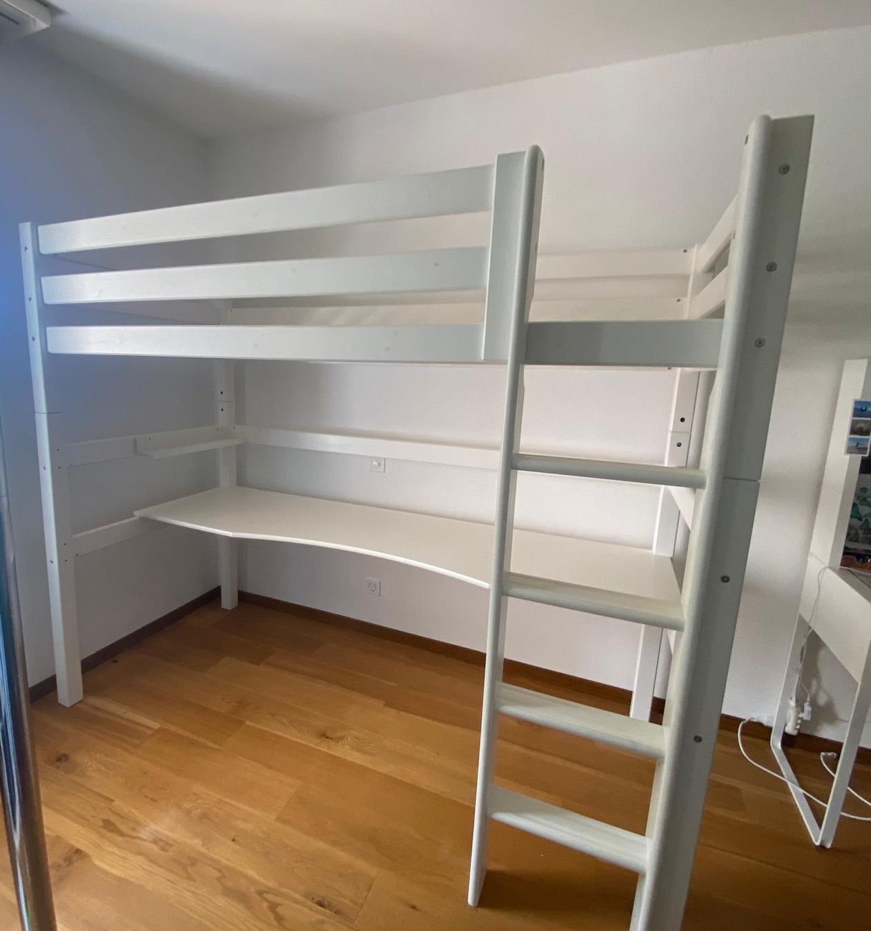 Pfister Letti: Hoppekids Hochbett mit integriertem Schreibtisch – Usato da Puidoux venduto da Pelerin21 2