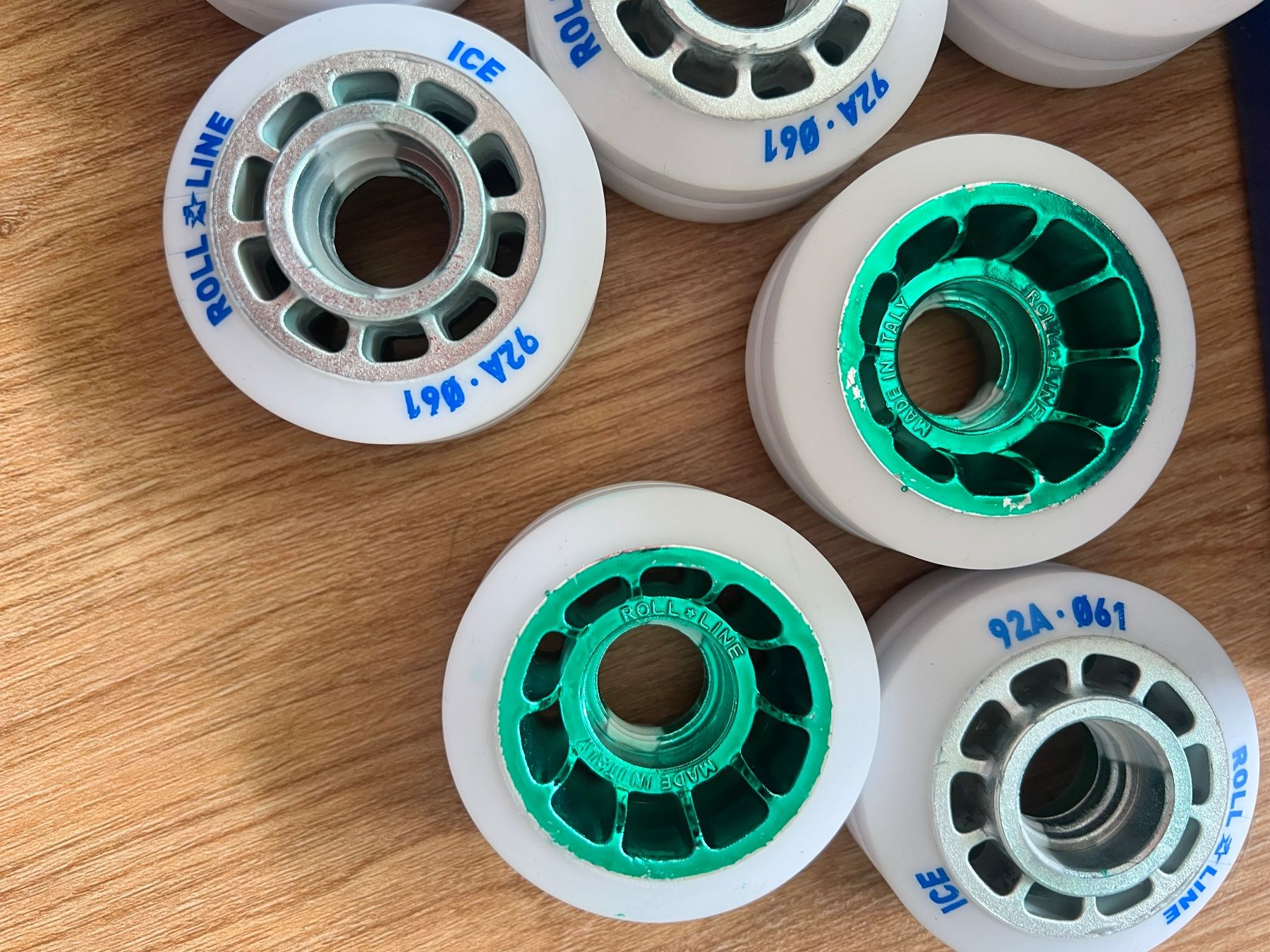 Altro per stoccaggio & trasporto: Roll Line Ice Wheels 92A - Durchmesser 61 – Nuovo e nell'imballaggio originale da Winterthur venduto da Hello088x 4