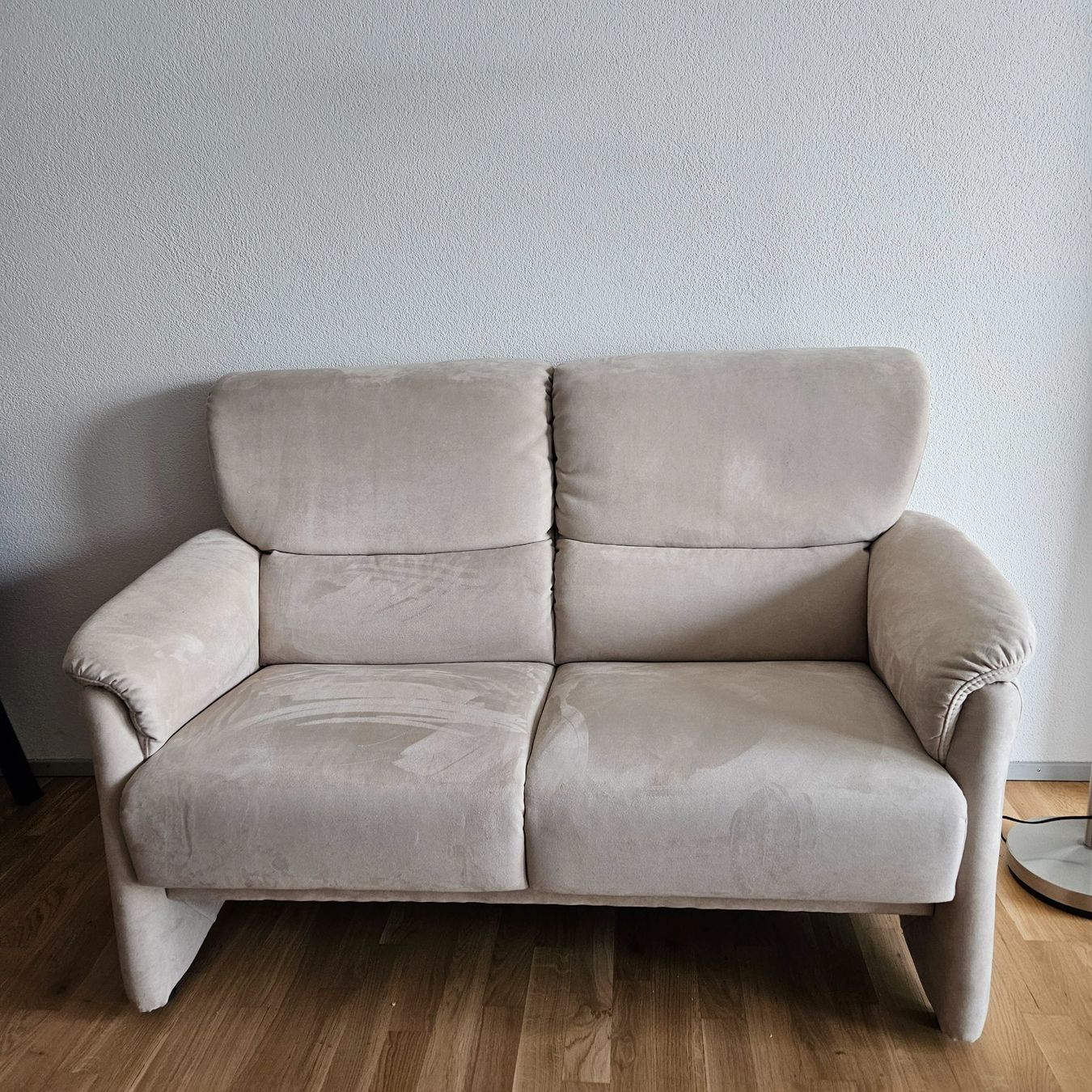Sofas: Sofa 2-Plätzig – D'occasion à Oeschgen par Runningfree666 2