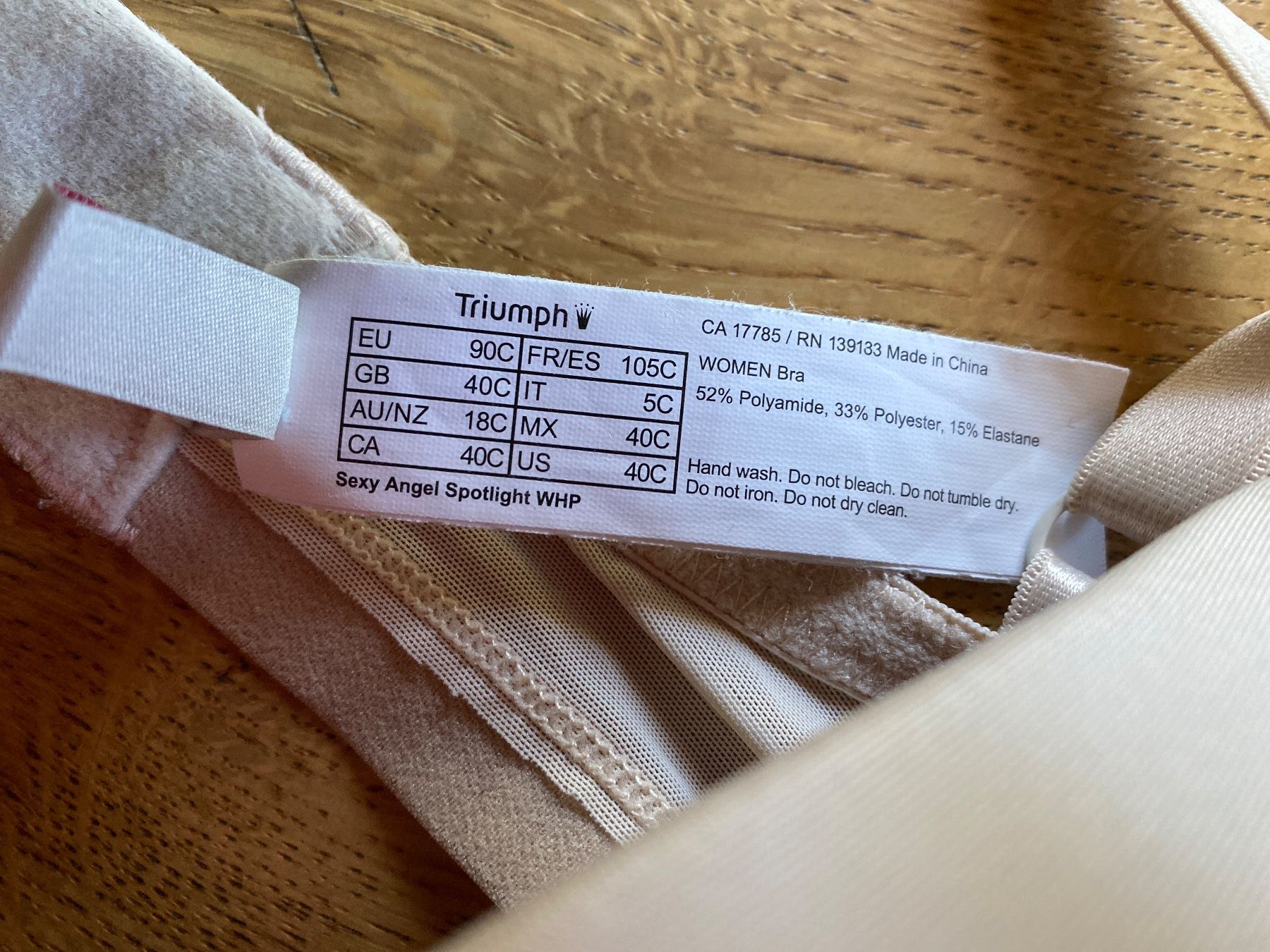 Triumph Sonstige Unterwäsche: BH 90 C – Gebraucht aus Bleienbach von Dbeno 1
