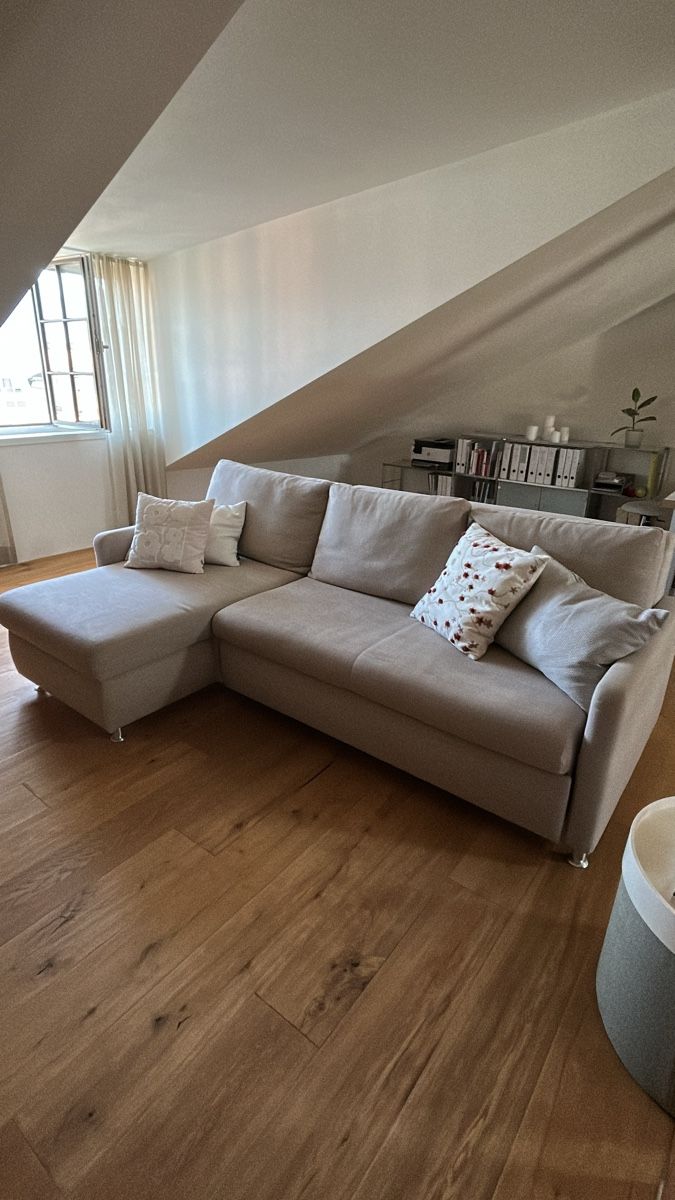 Pfister Divani: Ecksofa mit Schlaffunktion und Bettkasten beige – Usato da Rapperswil SG venduto da jea_7fqg
