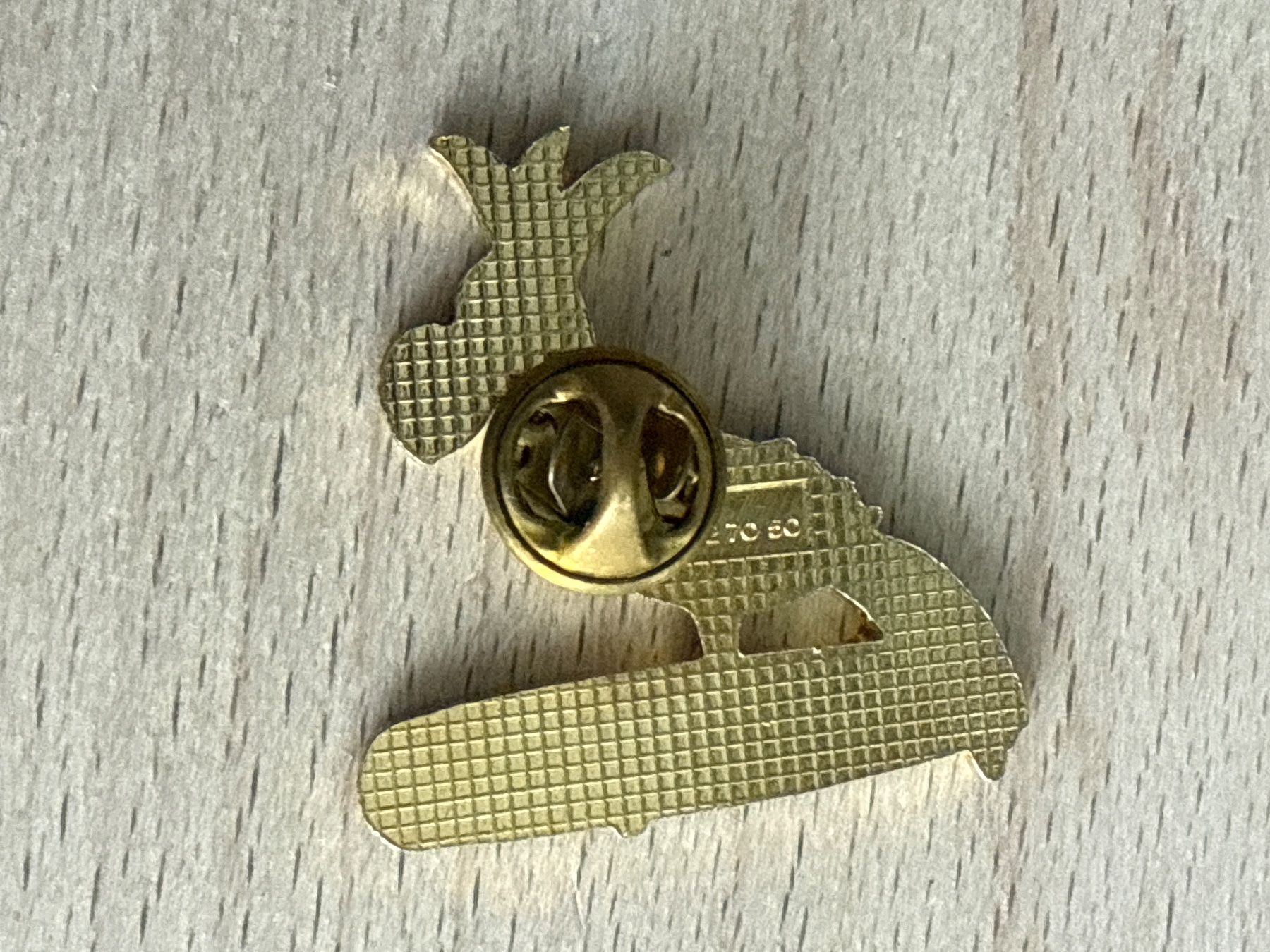 Plaquettes & Badges: Pin  s'Konfetti – D'occasion à Glattbrugg par Schweigmatt 1