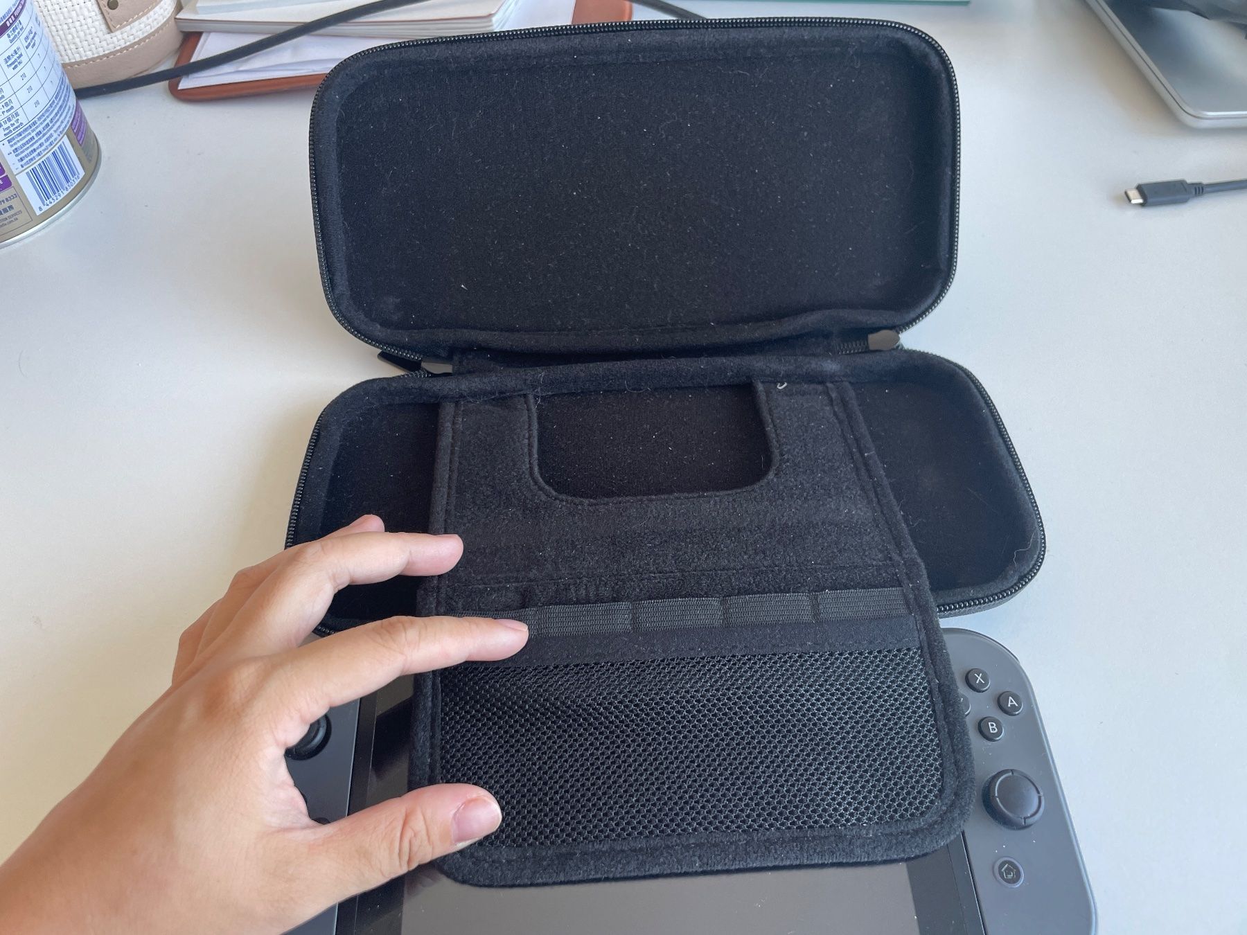 Nintendo Konsolen: Nintendo Switch 1 with Original Case – Gebraucht aus Zug von jia_2zsd 1