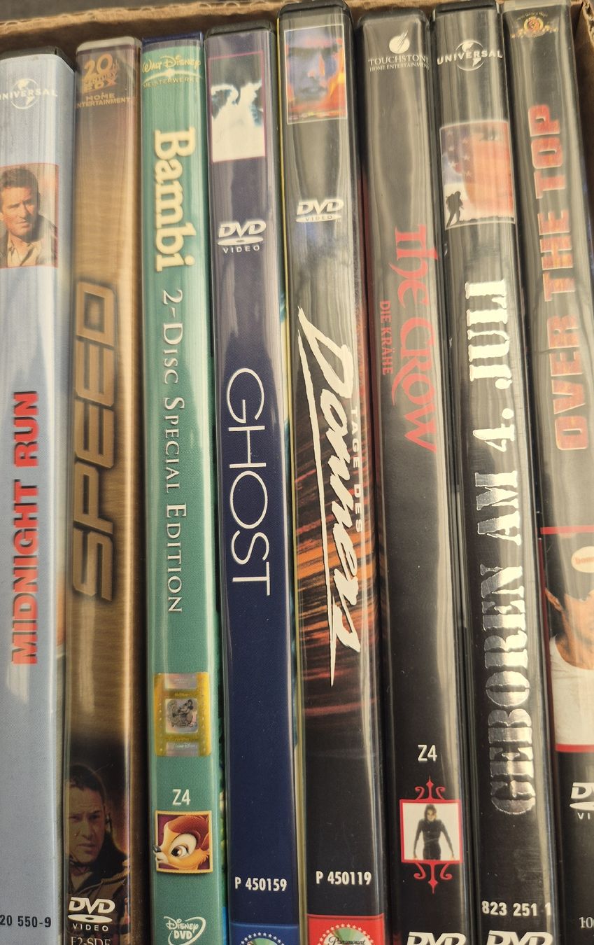 Alle DVDs: Kiste DVD 6   "Tom Cruise, Sylvester Stallone" – Gebraucht aus Zweisimmen von Kleindietwil 3