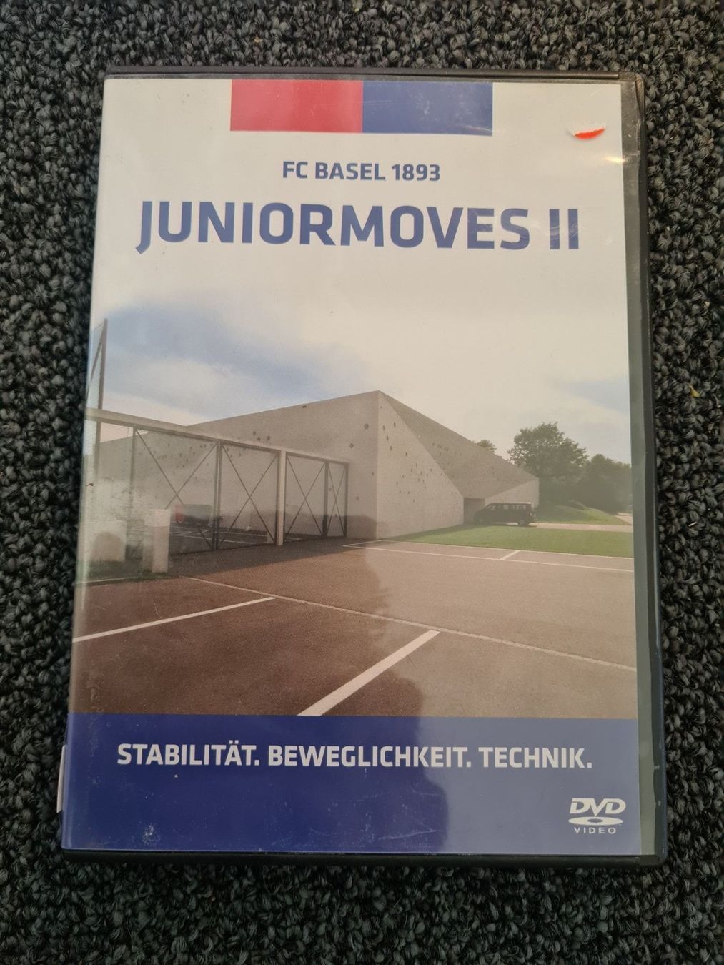 Tous les DVDs: JUNIORMOVES 2(10940) – D'occasion à Ruswil par M71