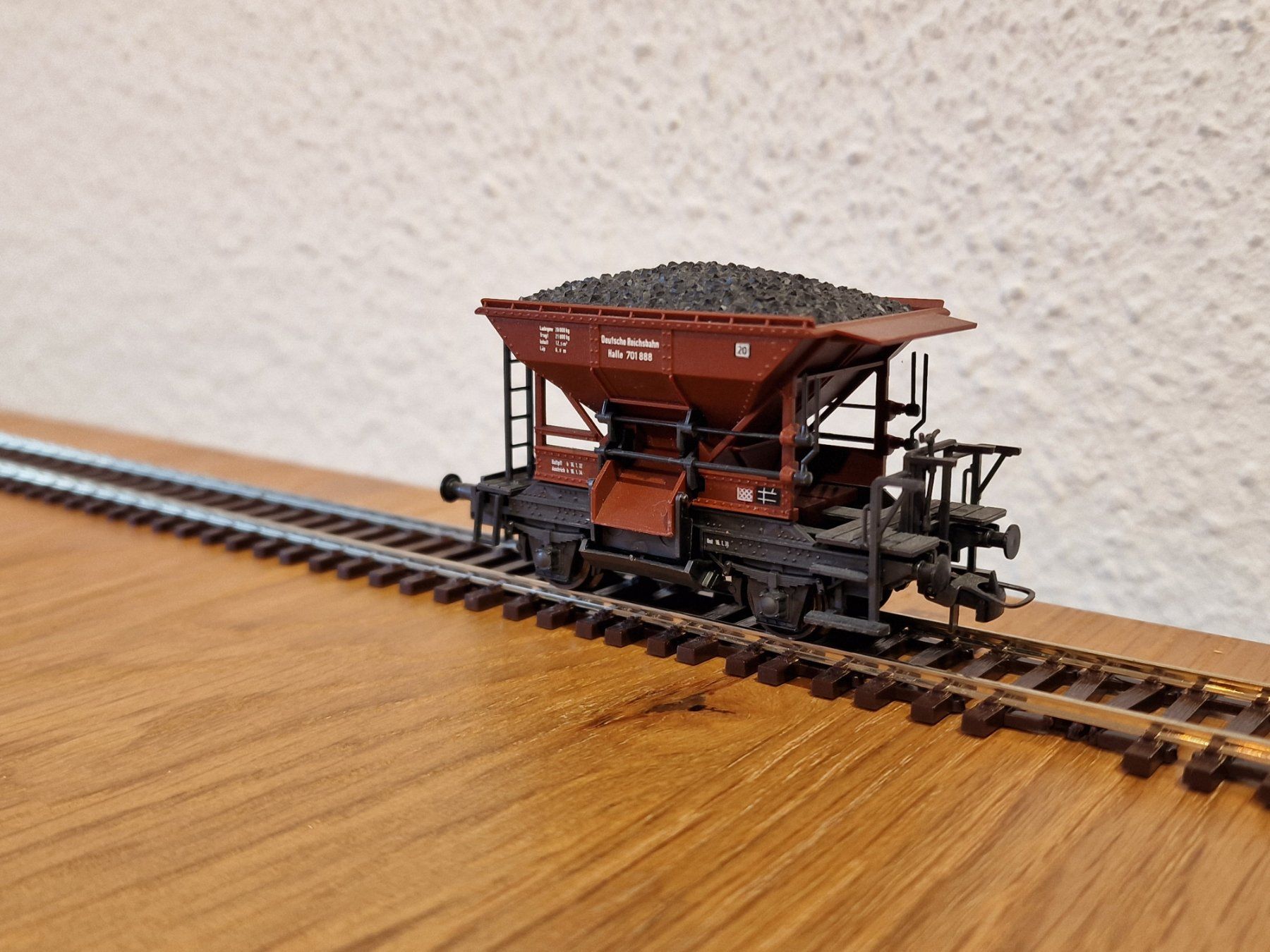 Roco Modelleisenbahnen: DR Talbot Schotterwagen H0 – Gebraucht aus Matten b. Interlaken von lor_hr9w 2