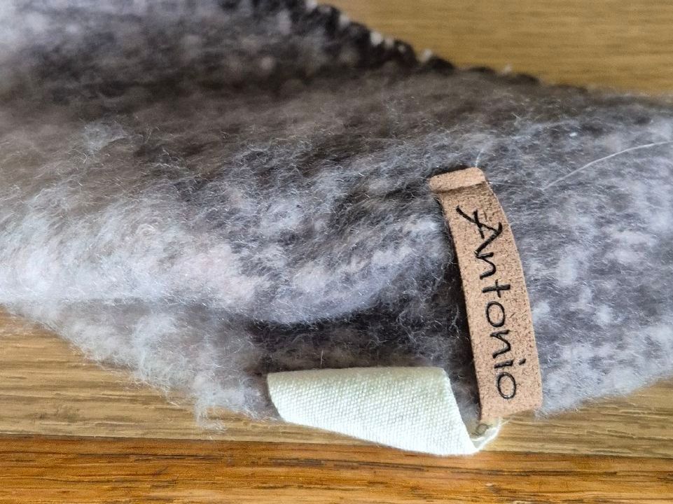 Lana: Kuscheliger Wollschal – Usato da Nottwil venduto da echtMOMO 5