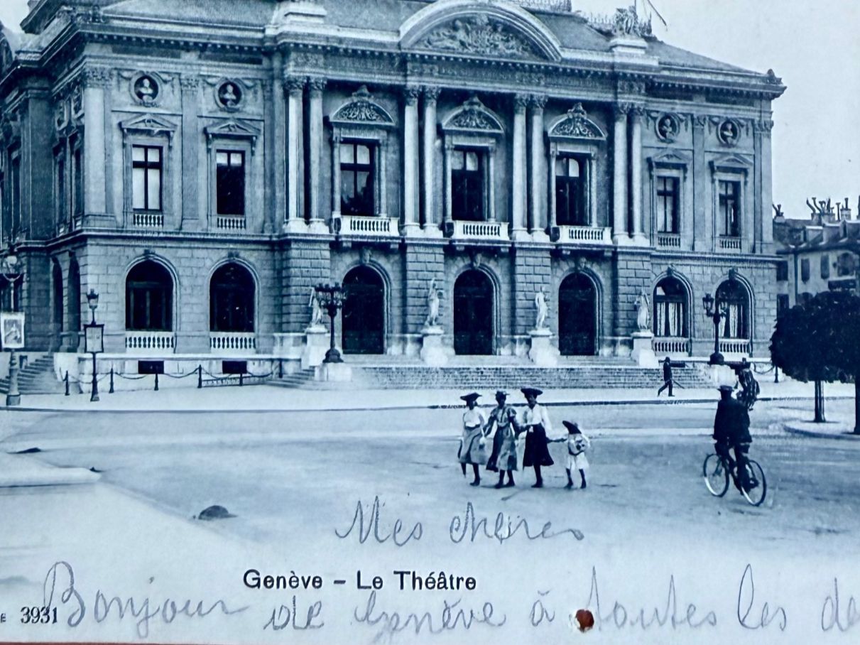 Cartes postales: Genève - Le théâtre - Animation 1906 – D'occasion à Lutry par Ediego 1