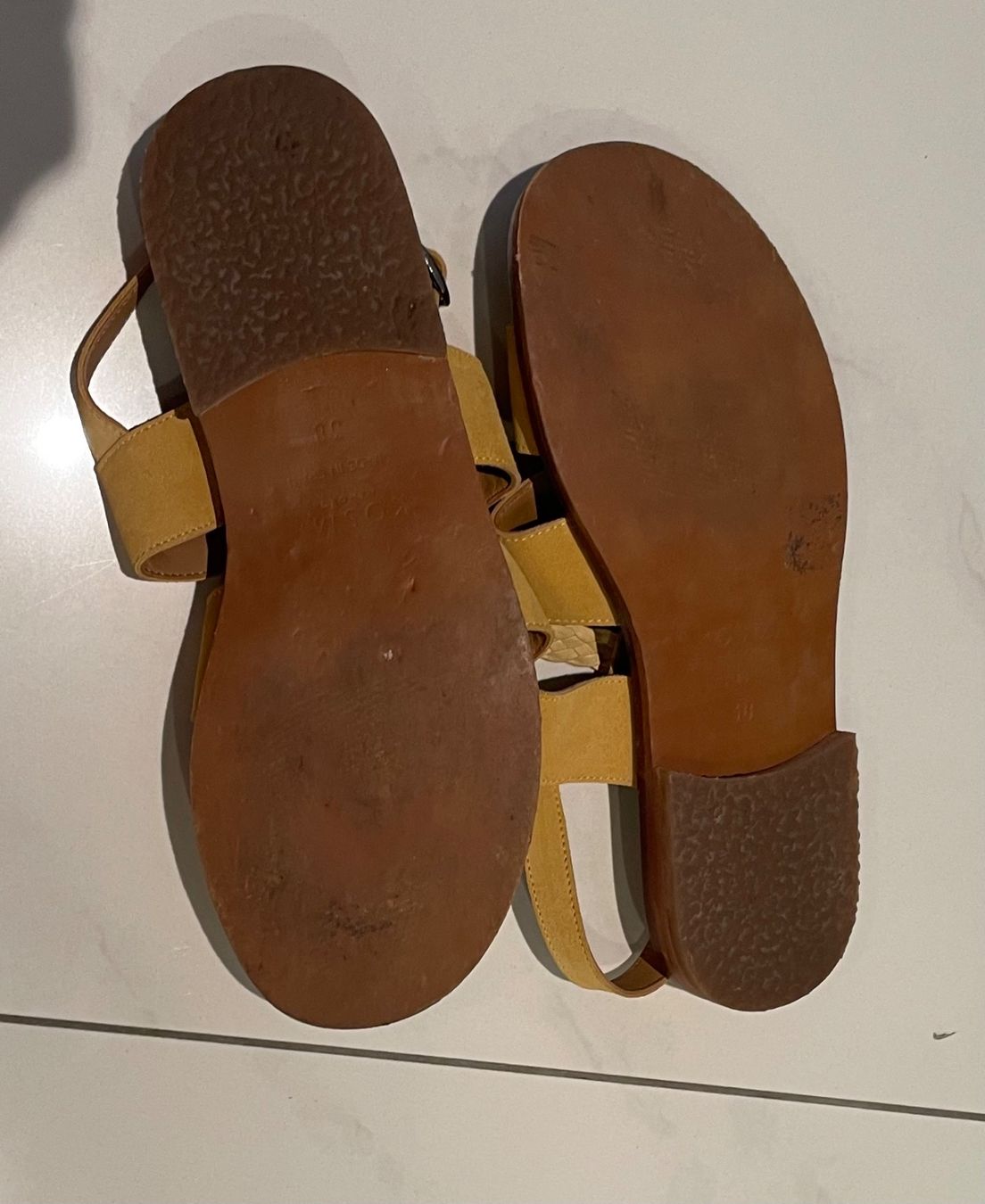 Damenschuhe: Kosma Sandaletten Damen gelb Gr. 38 – Neu (gemäss Beschreibung) aus Winterthur von seamaster1 2