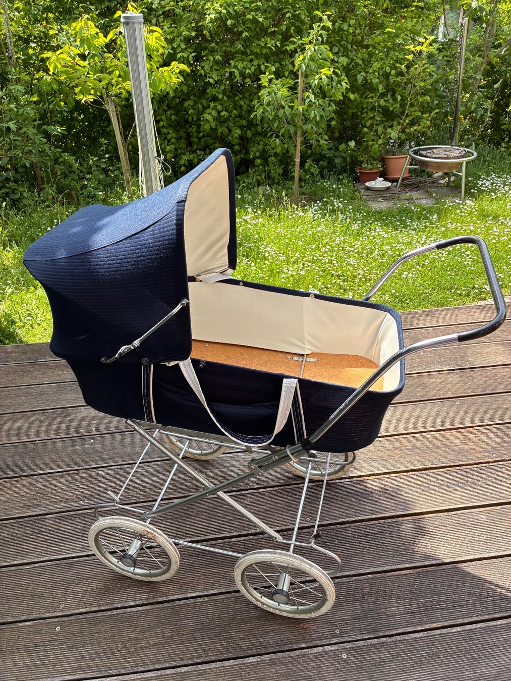 Carrozzine per bambole: Retro Puppenwagen – Usato da Winterthur venduto da Ele36