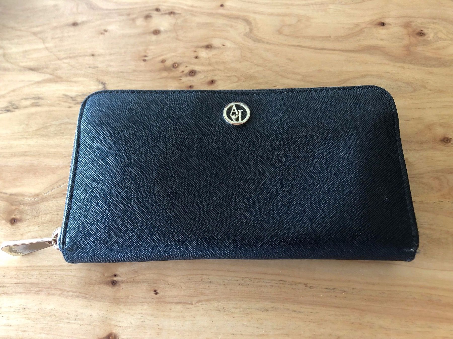 Armani Portemonnaie: Portemonnaie von Armani – Gebraucht aus Kaltbrunn von lagone1