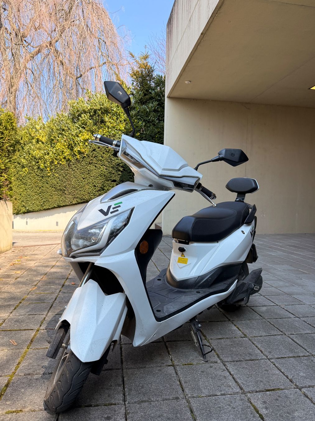 Scooters: E-Roller Vengo Leo – Gebraucht aus Zollikon von Bidi1966