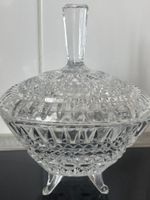 Elegante Bonboniere aus Kristallglas mit Deckel,Vintage NR16