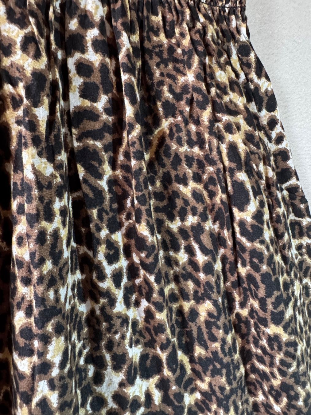 Vestiti: Kleid oder Rock im Leopardenprint Gr. S – Usato da Grosswangen venduto da second_hand_dress 1