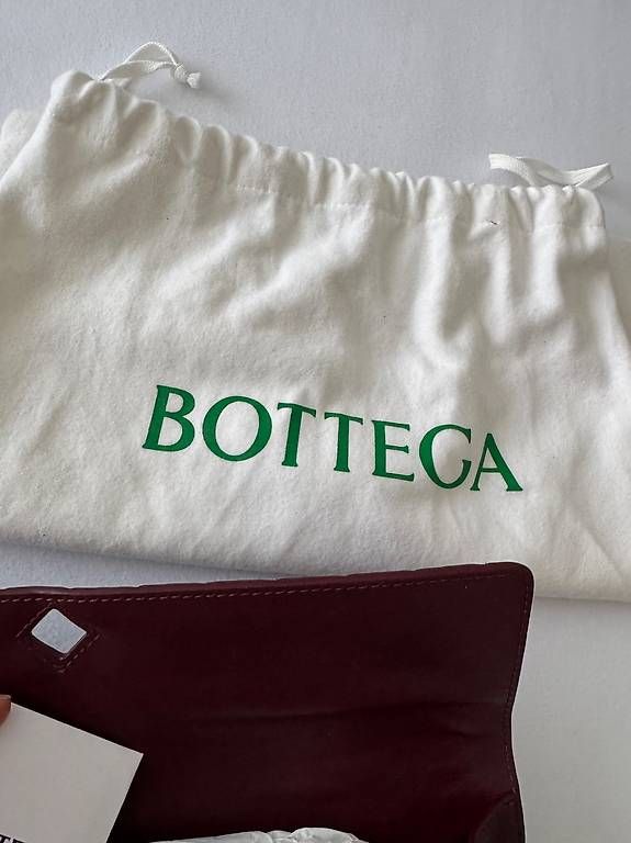 Borse da donna: Pochette Bottega Veneta – Usato da Genève venduto da hya_ccc8 3