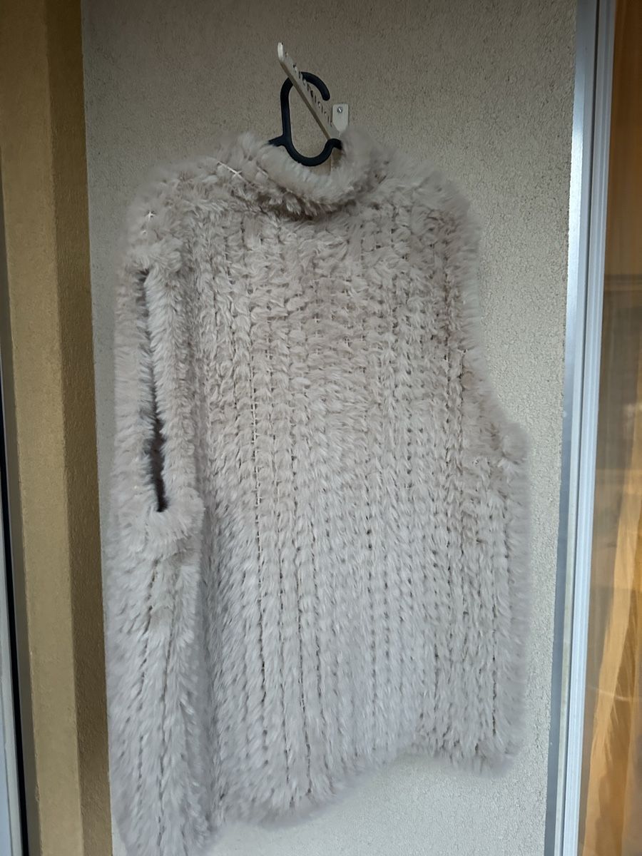 Gilet & Giacche senza maniche: Faux-fur gilet – Usato da Lugano venduto da GGcloset 5