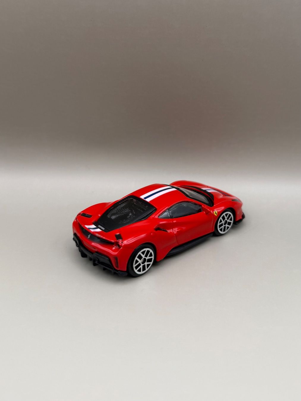 Bburago Modellini d'auto: FERRARI 488 PISTA 1/64 – Nuovo (secondo la descrizione) da Münsingen venduto da bagose5 1