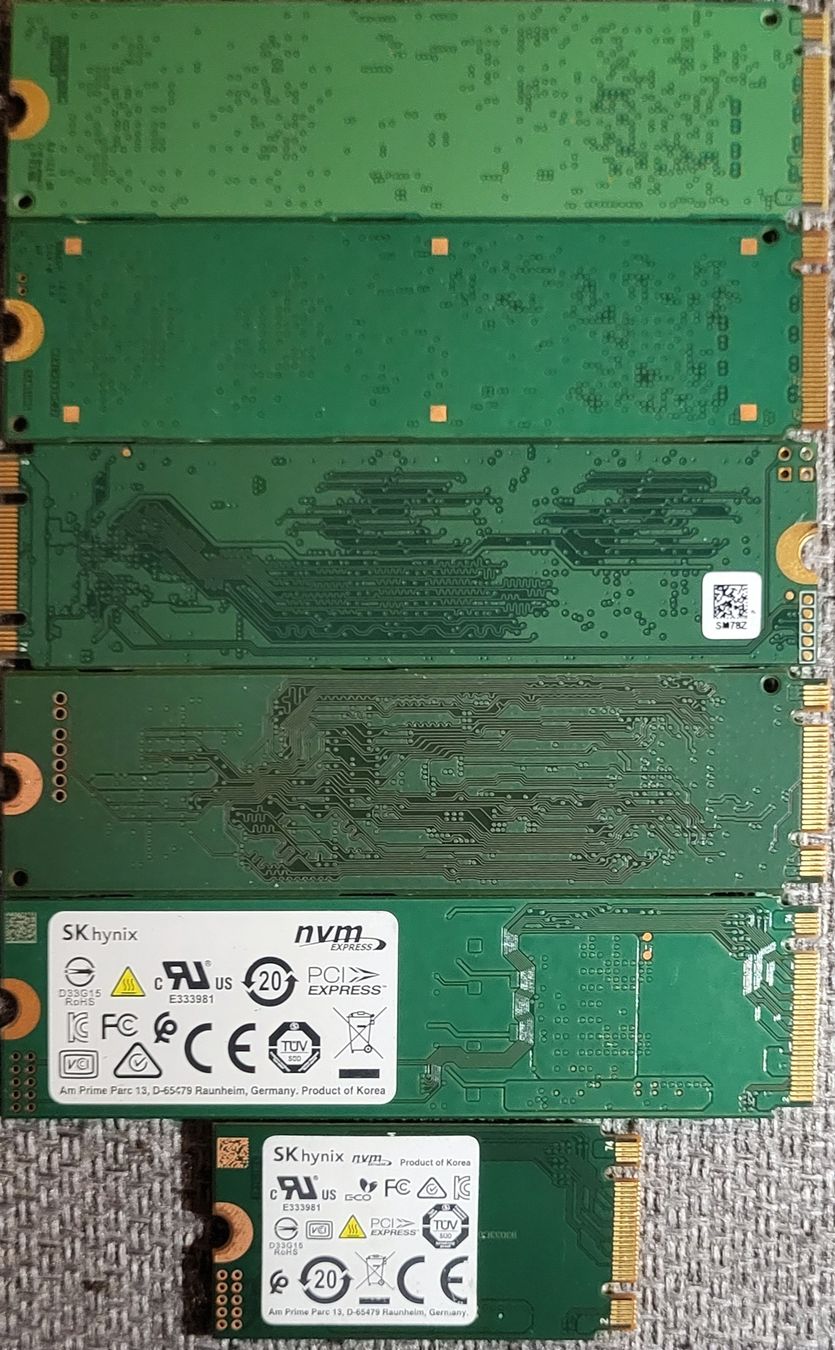Dischi rigidi: 6×diverse 128GB SSD Festplatten – Usato da Zürich venduto da Gulbi1919 1