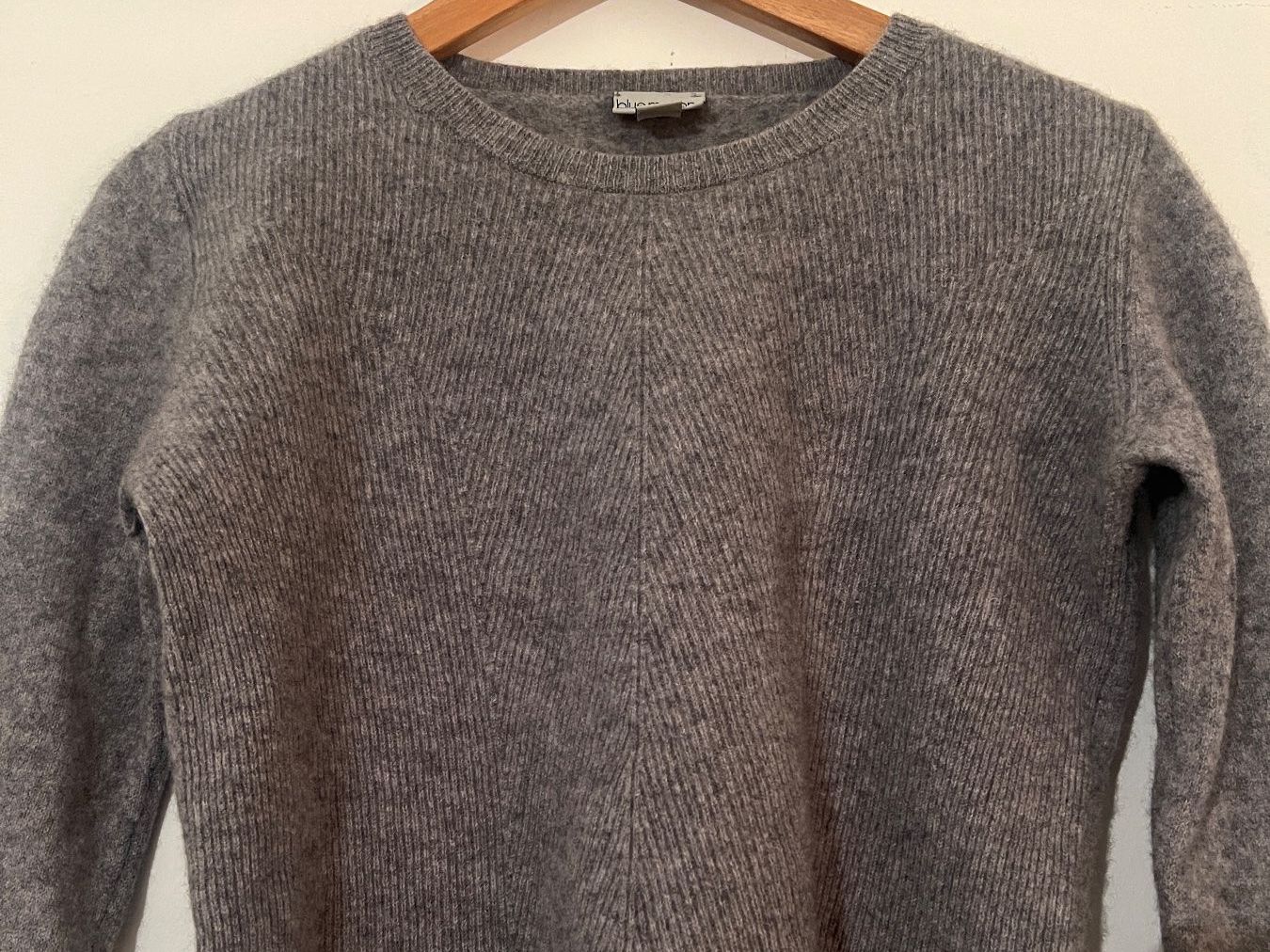 Pulls & Sweat-shirts: 100% Kaschmir Pullover, Grau, Grösse S – D'occasion à Basel par evaelette