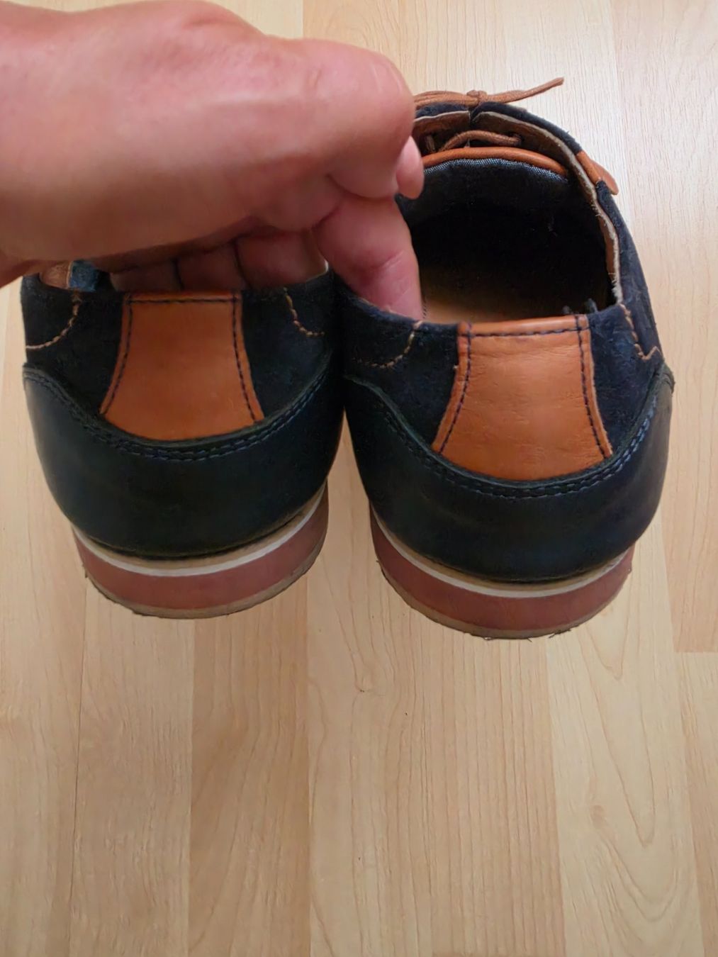 Scarpe da uomo: Herrenschuhe Echtleder Schwarz Gr. 46 – Usato da Birr venduto da V-K 4