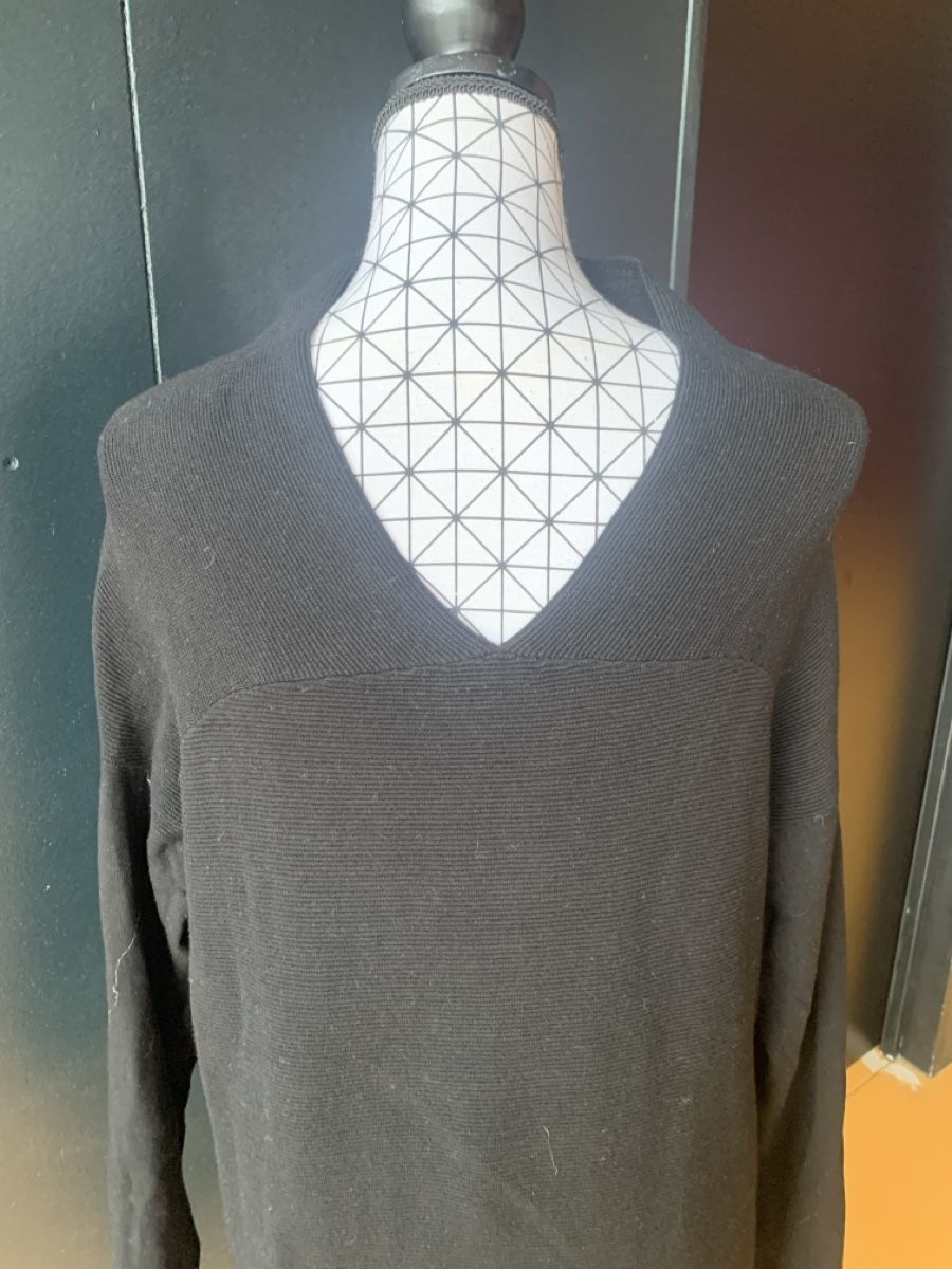 Vestiti: Strickkleid Gr. L Club Monaco – Usato da Rain venduto da 11. 2