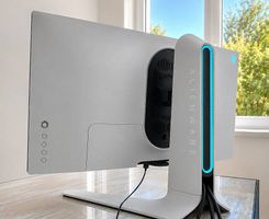 Alienware Aurora R11 RTX 2070 SUPER + écran Alienware 27"