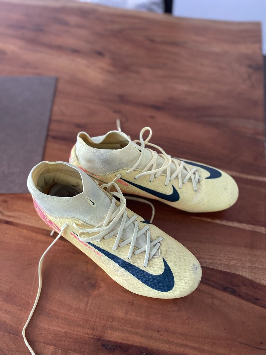 Scarpe per ragazzi: Fussballschuhe – Usato da Root venduto da Ronitmat 2