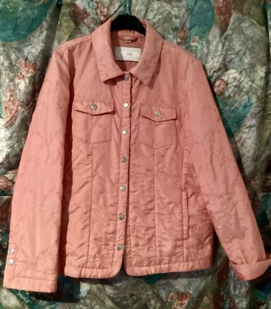 Steppjacke Gr. 40 - 42 WUNDERSCHÖN