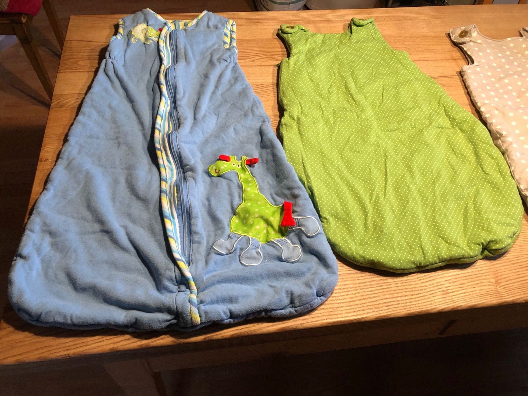 Sacchi a pelo: 3 Hübsche Kinderschlafsäcke – Usato da Röschenz venduto da Tashroal 1