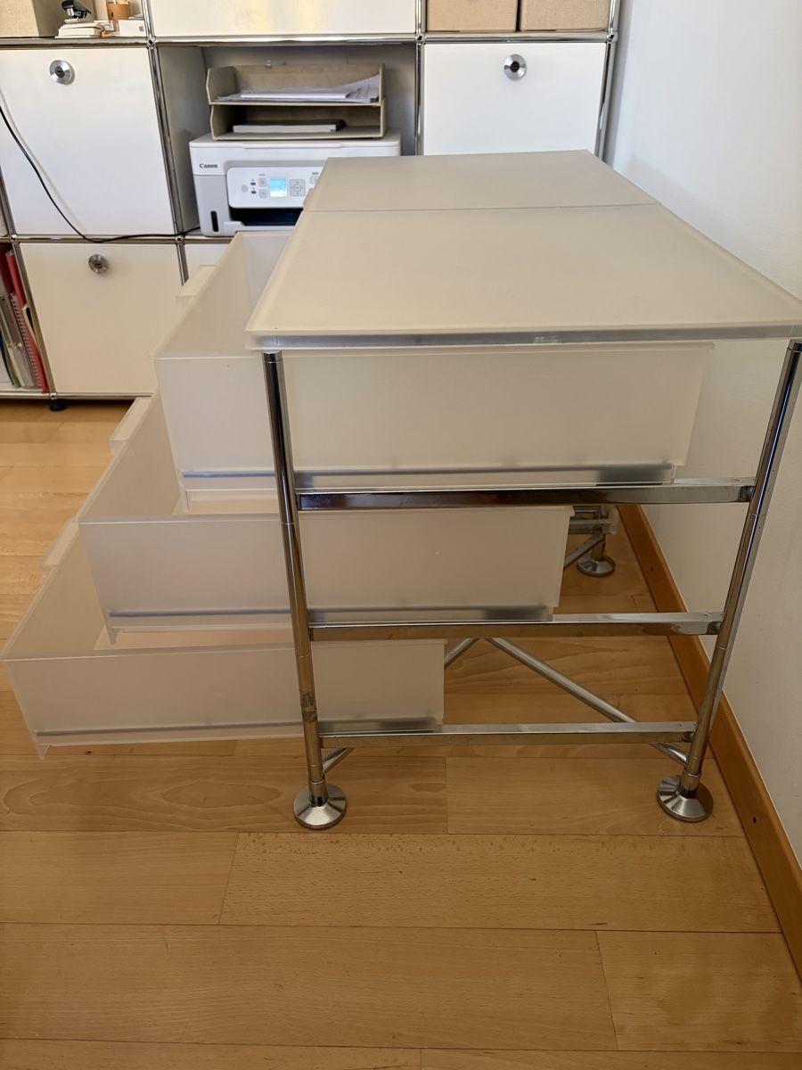 Cassettiere: Kartell Mobil Schubladencontainer – Usato da Zürich venduto da Niviki 5