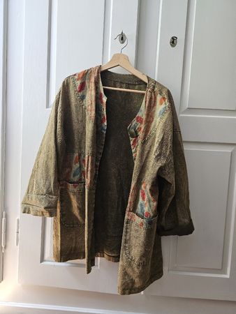 Individuelle Jacke, Grösse M-L