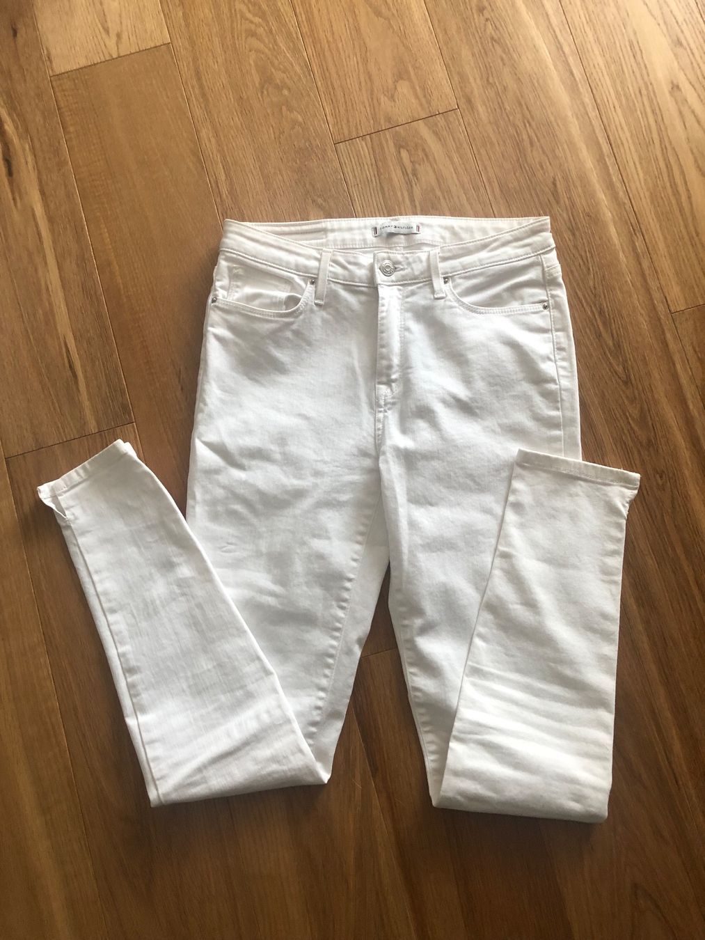 Tommy Hilfiger Jeans: Tommy Hilfiger Jeans – Nuovo (secondo la descrizione) da Pfaffhausen venduto da Klaras_second_hand 4