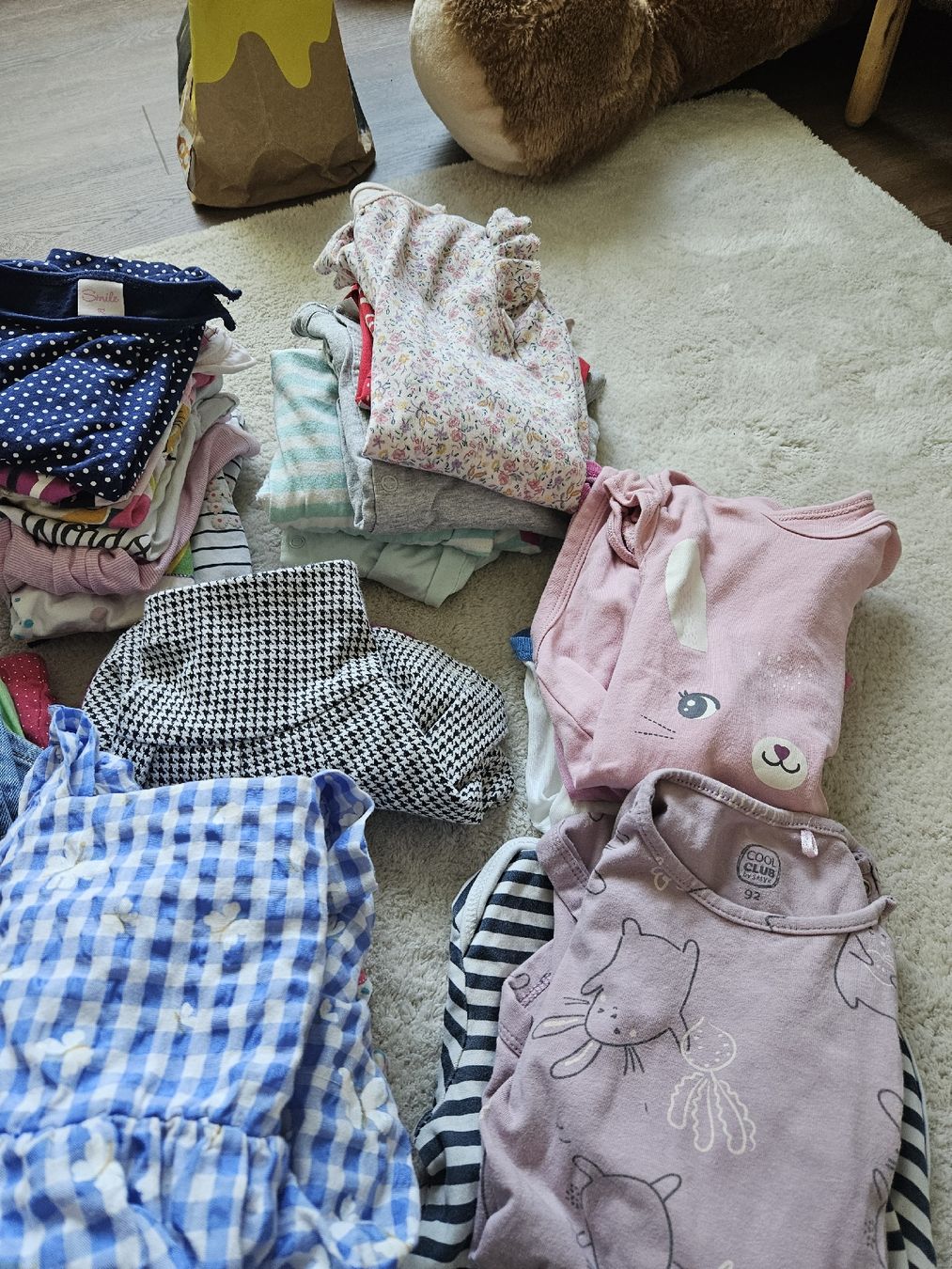 Lotti & Set di vestiti: Mädchenkleider, Grösse 92 – Usato da Rüti ZH venduto da lui_99y6 3