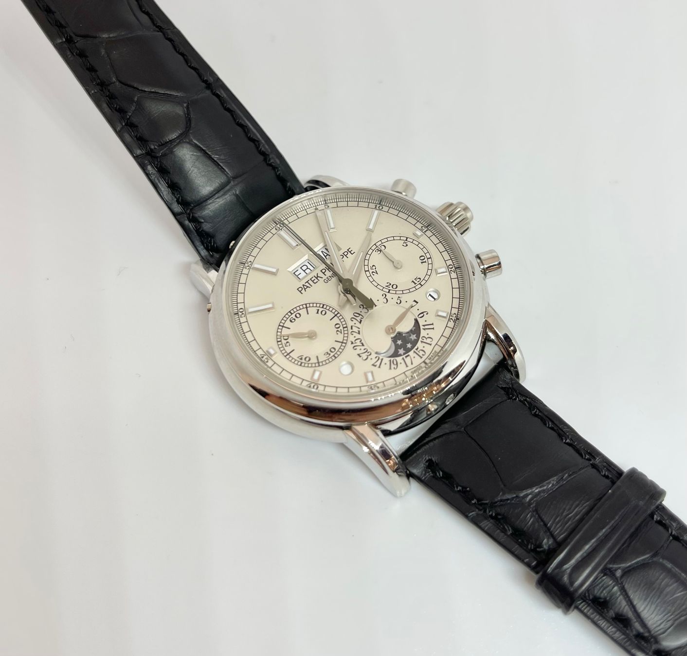 Patek Philippe Orologi: Patek Philippe 5204P New Full Set – Nuovo e nell'imballaggio originale da Lugano venduto da Superstudiolugano 4