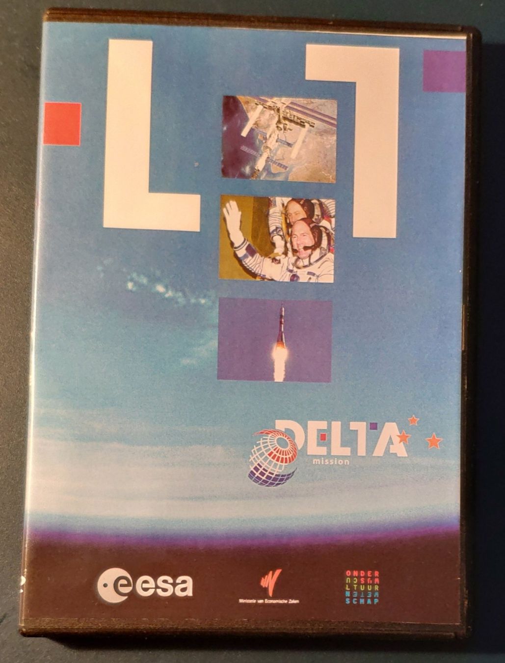 Alle DVDs: 4 DVD Space: Weltraum / Space Station / Delta / Sonnensystem – Gebraucht aus Volketswil von Spacepanda 5