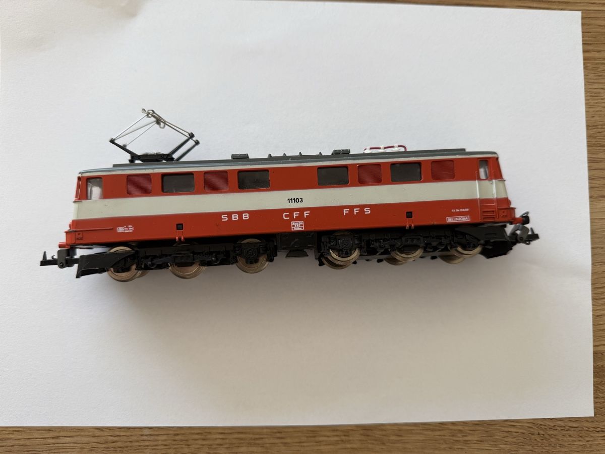 Lima Modellini di ferrovie: Lima Ae 6/6 Swiss Express  – Usato da Niederwil AG venduto da Budy85
