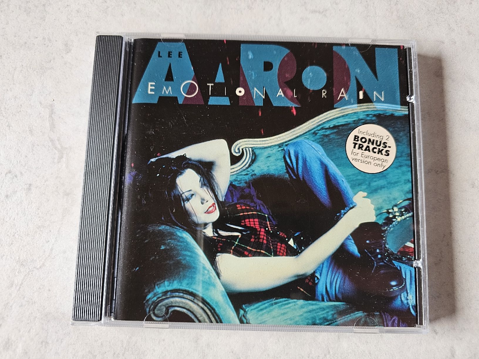 CD: Lee Aaron  -  Emotional Rain – Usato da Schneisingen venduto da backstore24