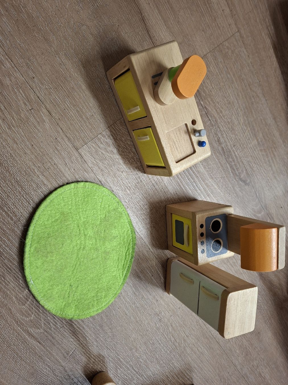 Hape Case e mobili per bambole: Puppenhaus Hape – Usato da Obfelden venduto da xcorinax 7