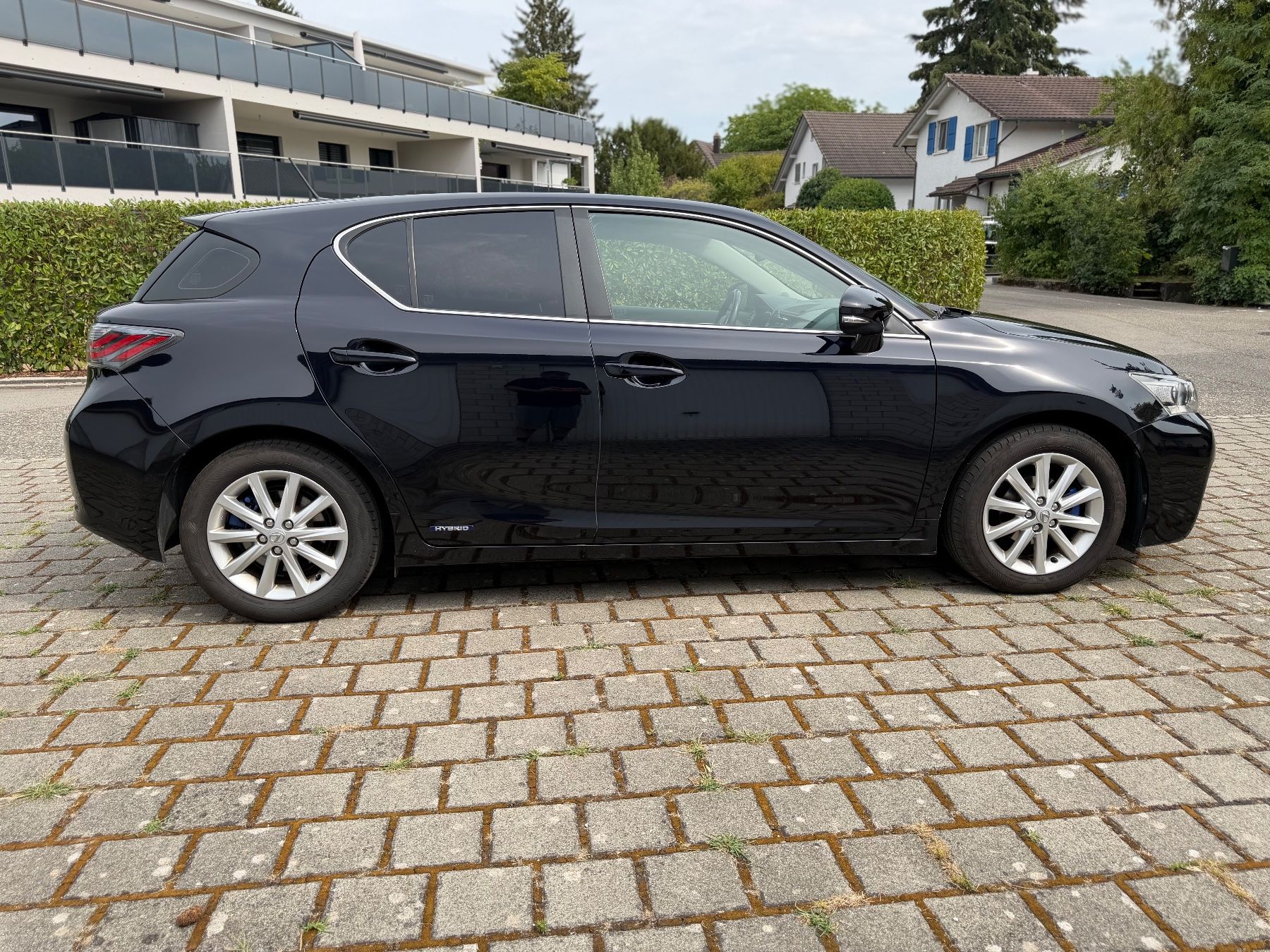Lexus Autos: Lexus CT 200h Hybrid – D'occasion à Kriegstetten par Alex26845 4
