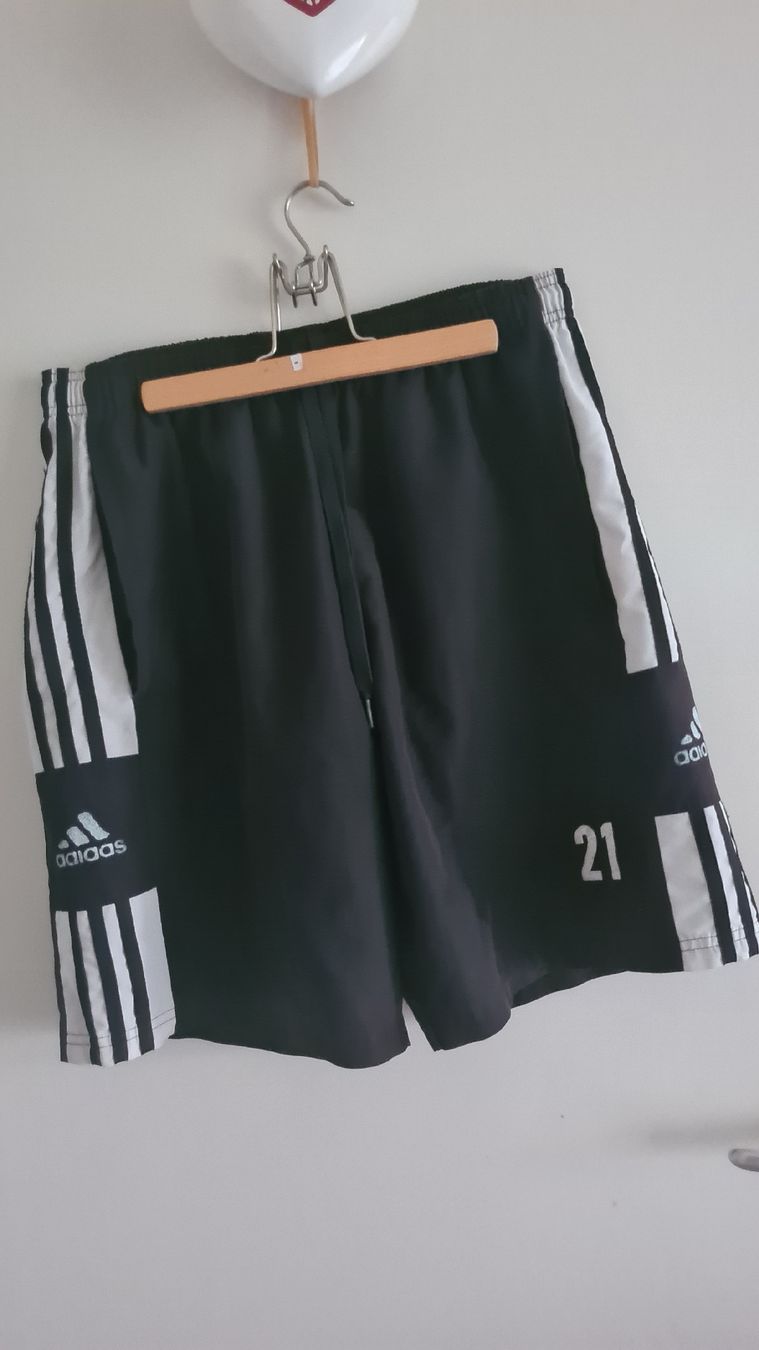 Adidas Pantaloni: adidas sport hose  – Nuovo (secondo la descrizione) da Kriens venduto da nello-1