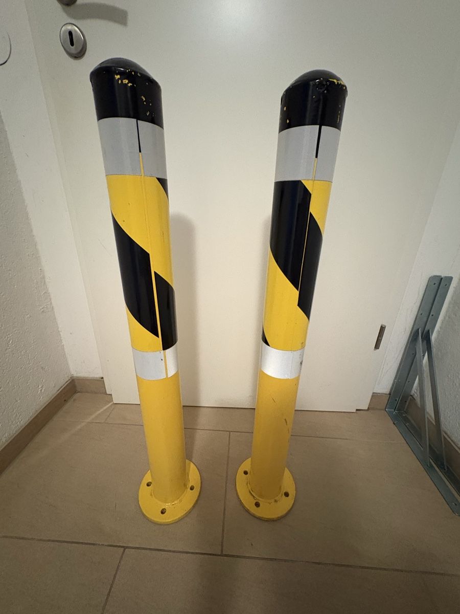 Altro in Decorazioni & Accessori: 2 Rammschutz Poller aus Stahl – Usato da Rümlang venduto da euqinom16 1
