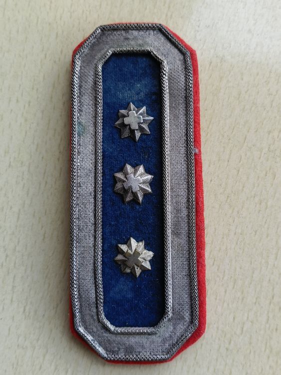 Schweizer Militär Feldjacke Geknöpfte Schulter Epauletten Wolle Grau
